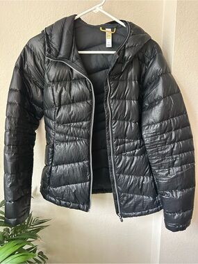 Lole Packable Women's Shiny Black Quilted Puffer Jacket with Hood